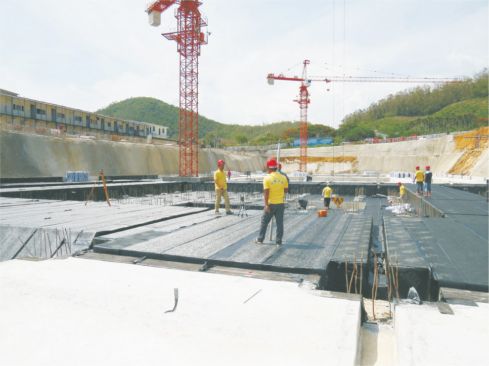 某部經濟適用房防水工程施工1.jpg